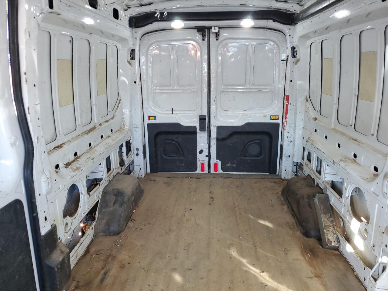 2018 Ford Transit - Image 11