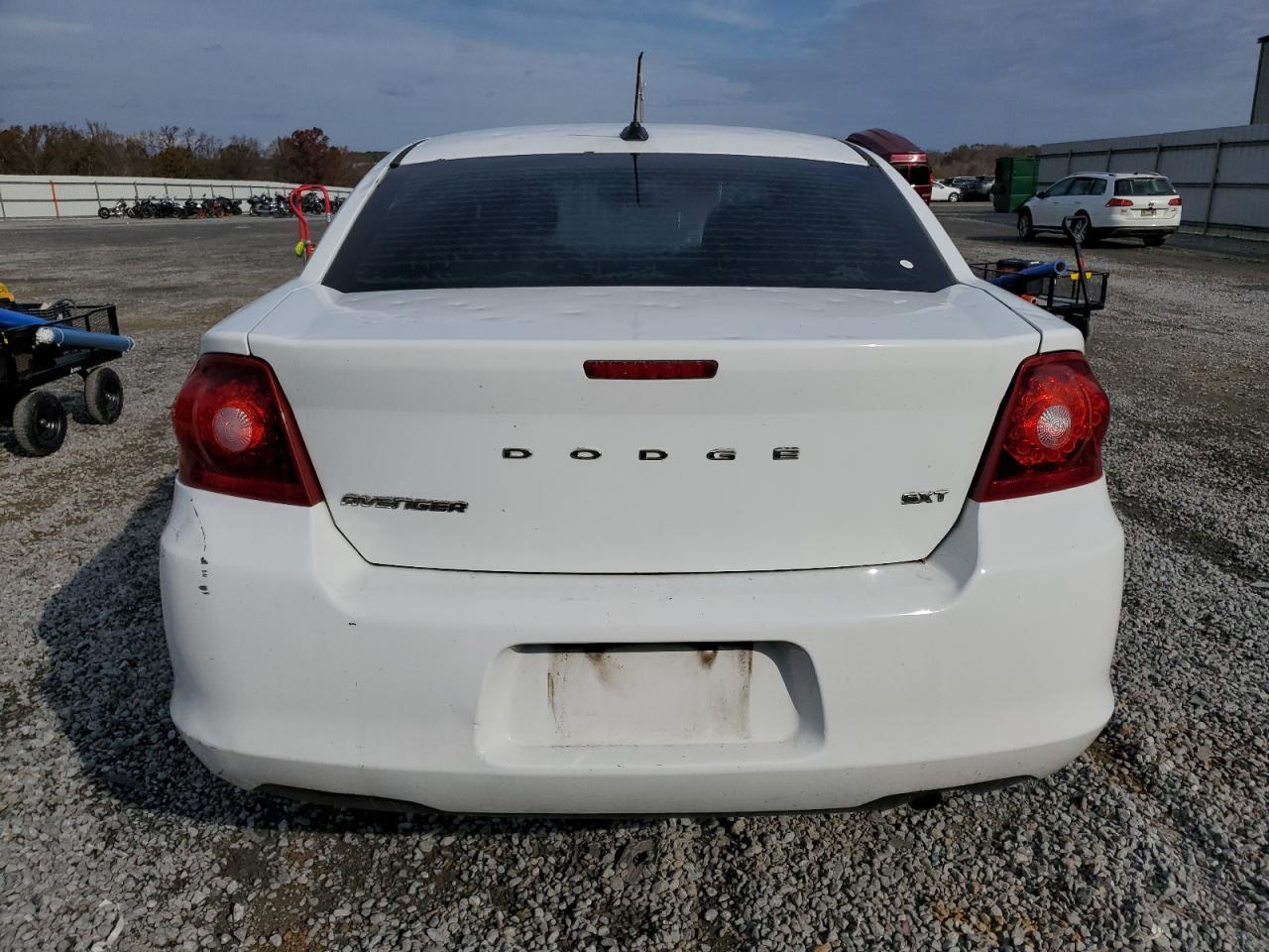 2012 Dodge Avenger - Image 6