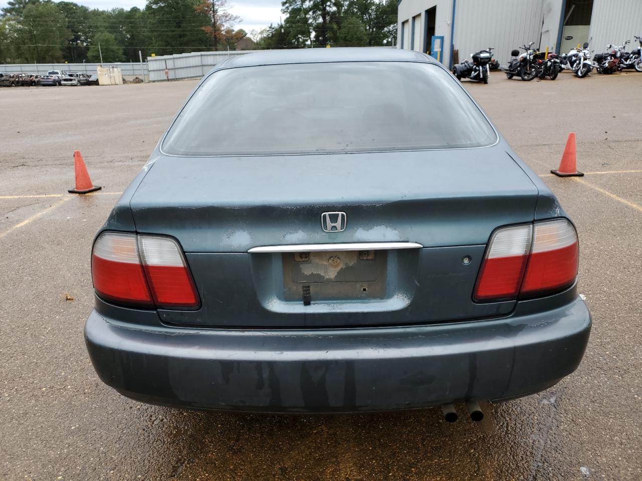 1HGCD5651TA188013 1996 Honda Accord Ex