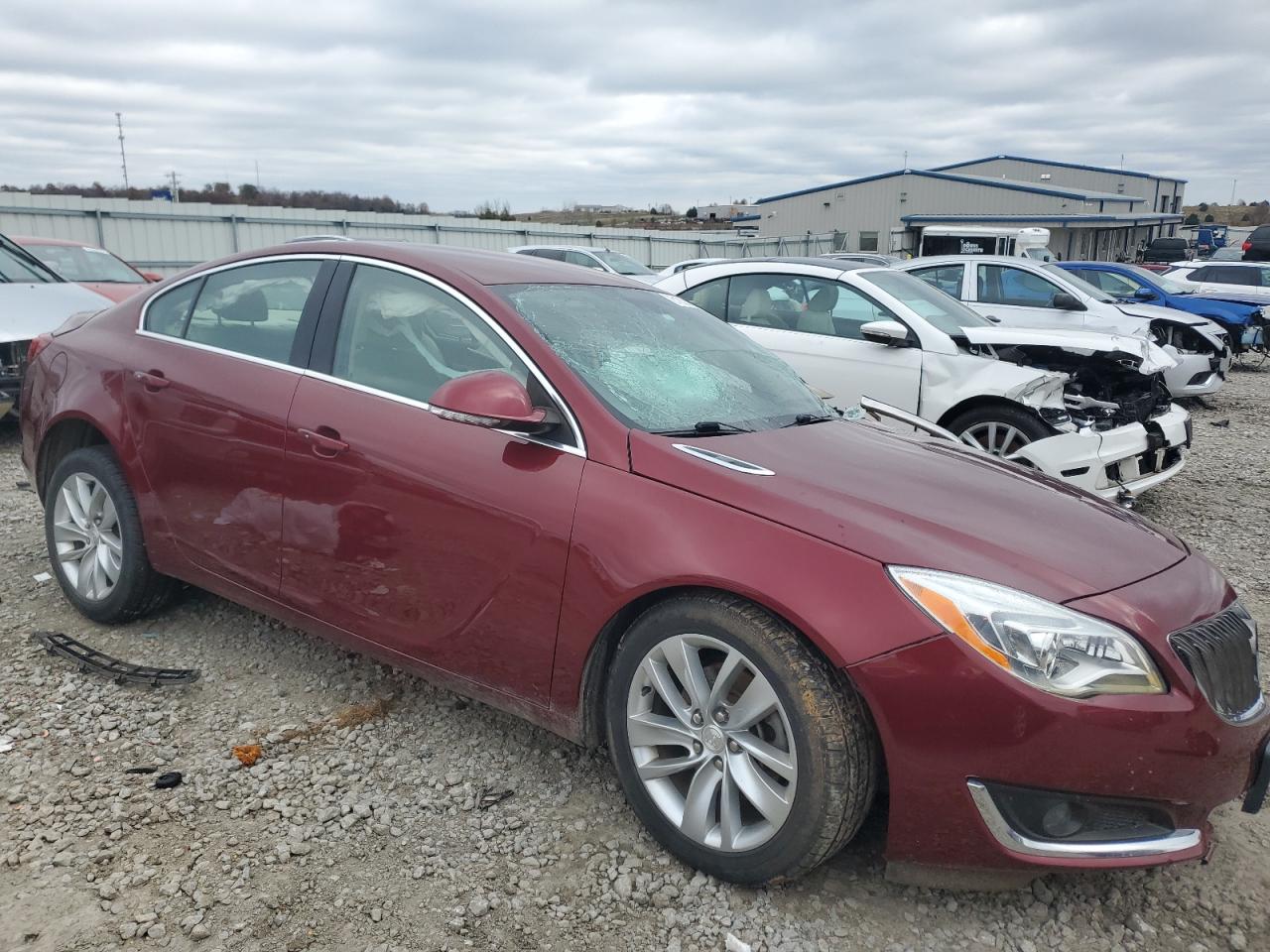 VIN 2G4GS5GX1G9116635 2016 BUICK REGAL no.4