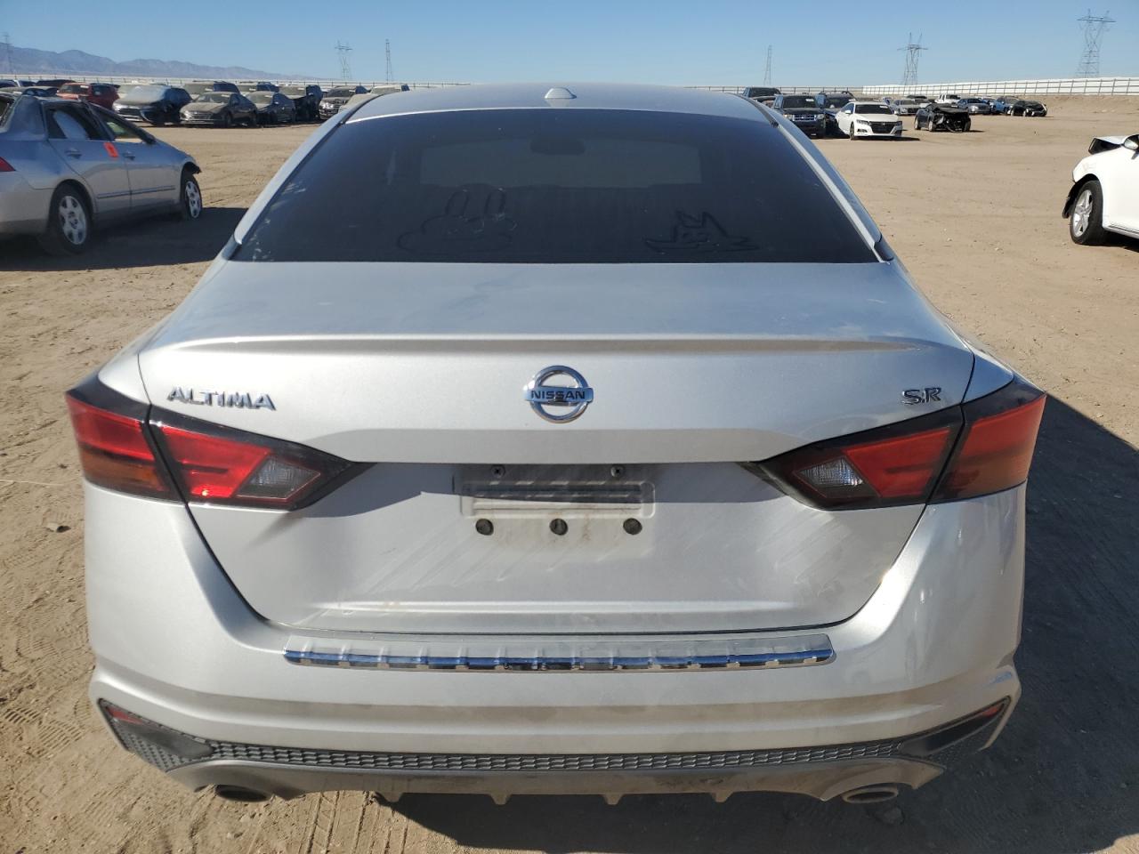 2019 Nissan Altima - Image 6