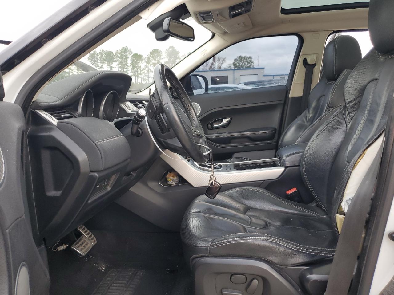 2012 Land Rover Range Rover - Image 7