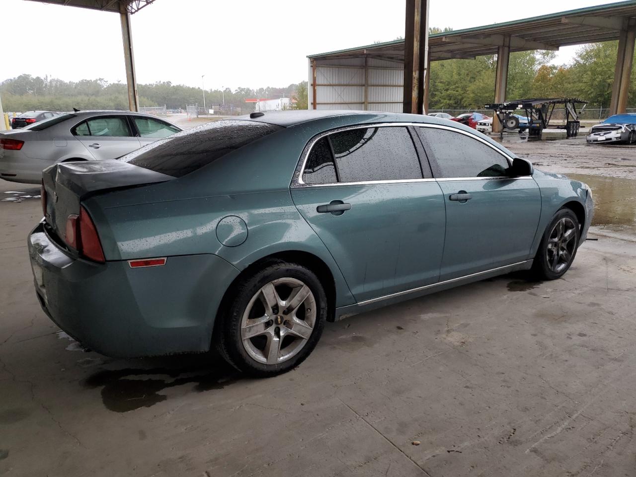 2009 Chevrolet Malibu - Image 3
