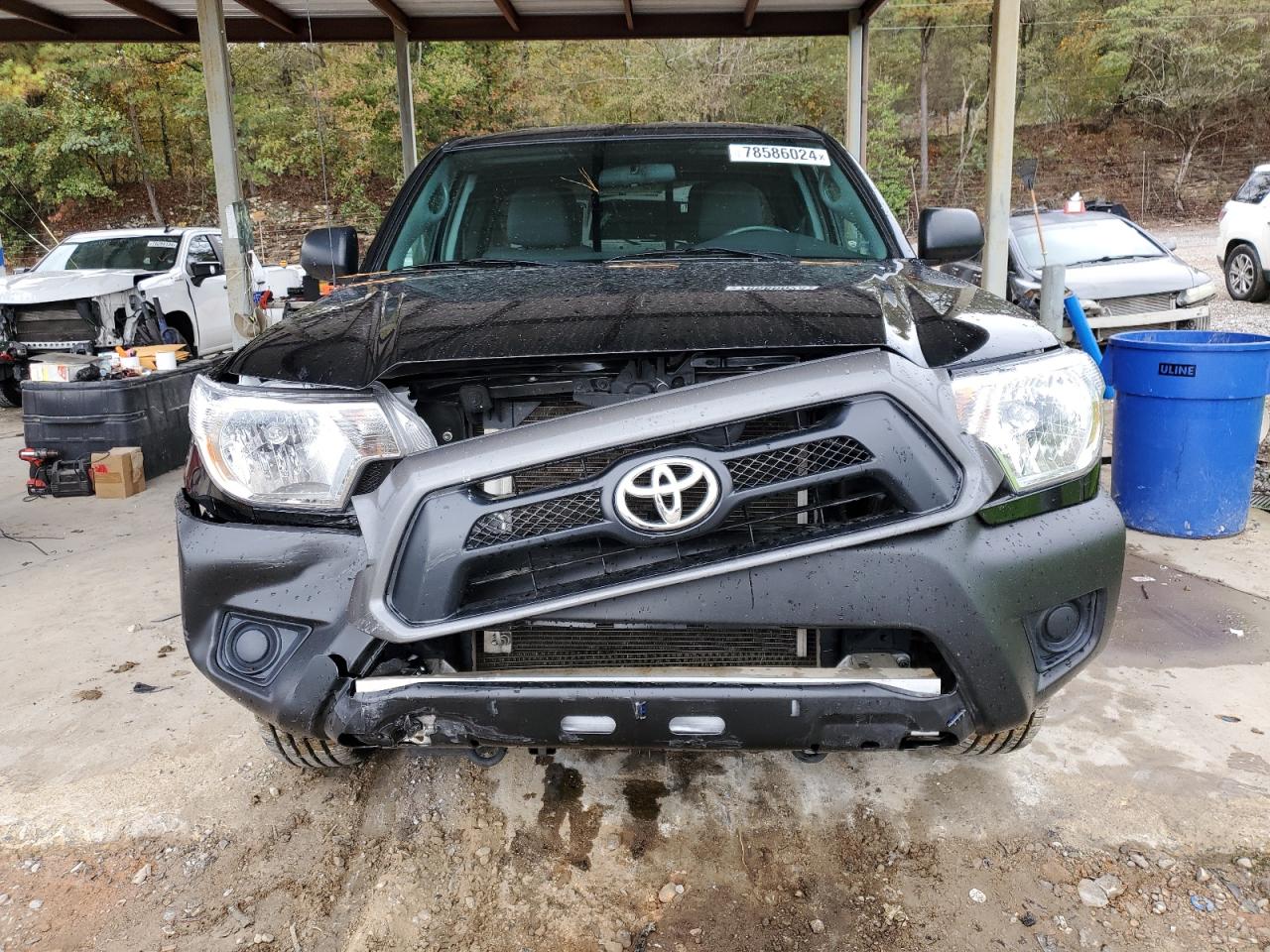 2014 Toyota Tacoma - Image 5