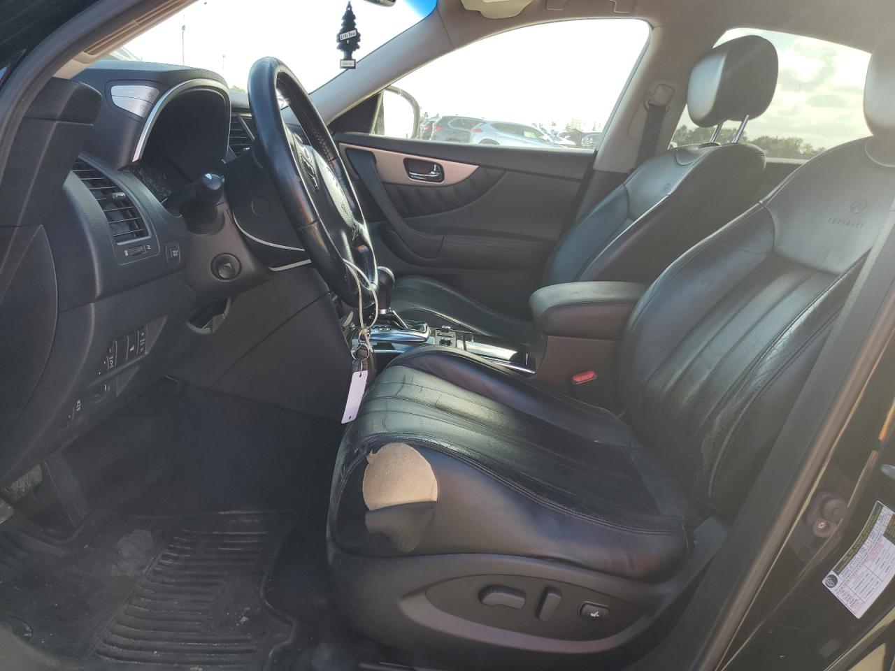 2014 Infiniti QX70 - Image 7