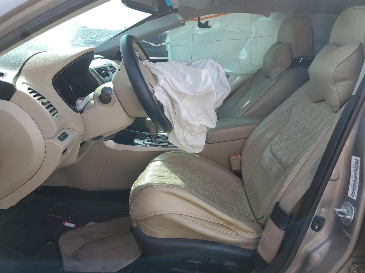 2015 Nissan Altima - Image 7