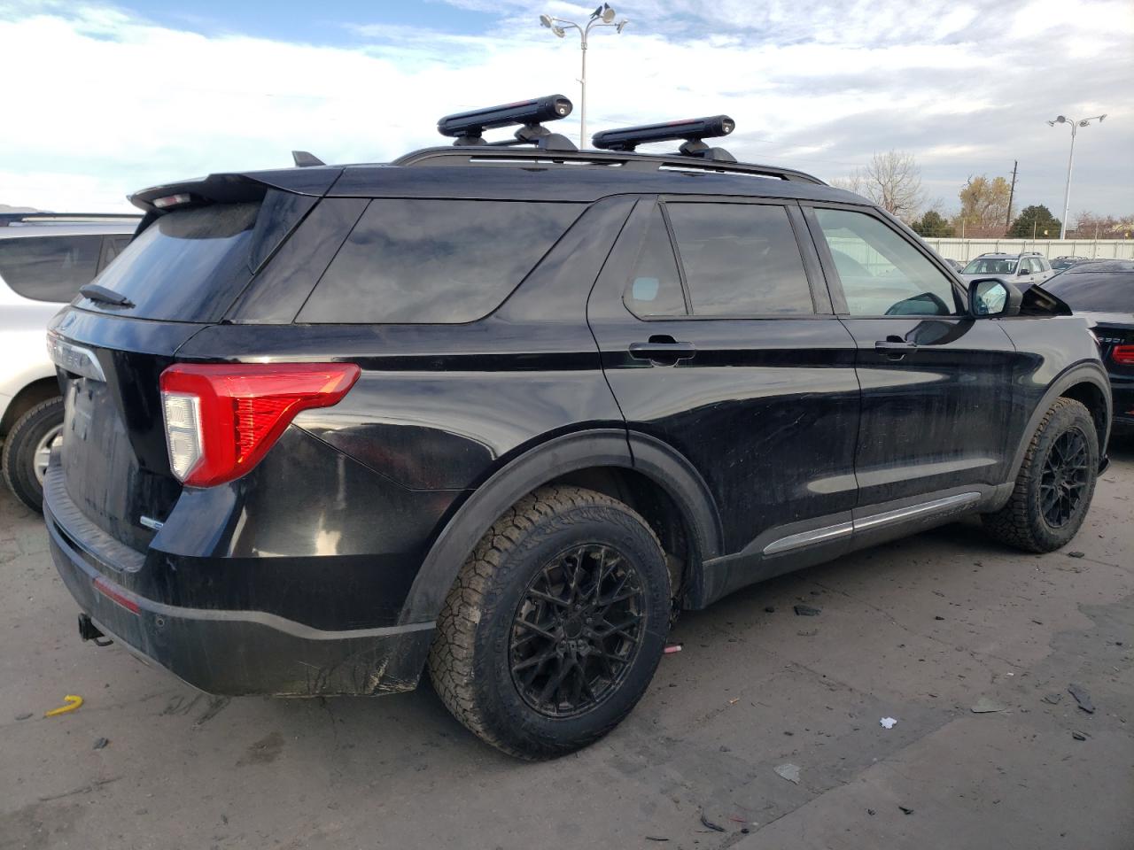 2020 Ford Explorer - Image 3