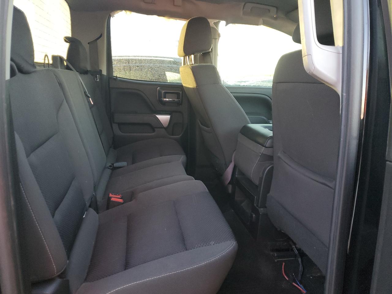 2018 Chevrolet Silverado - Image 10