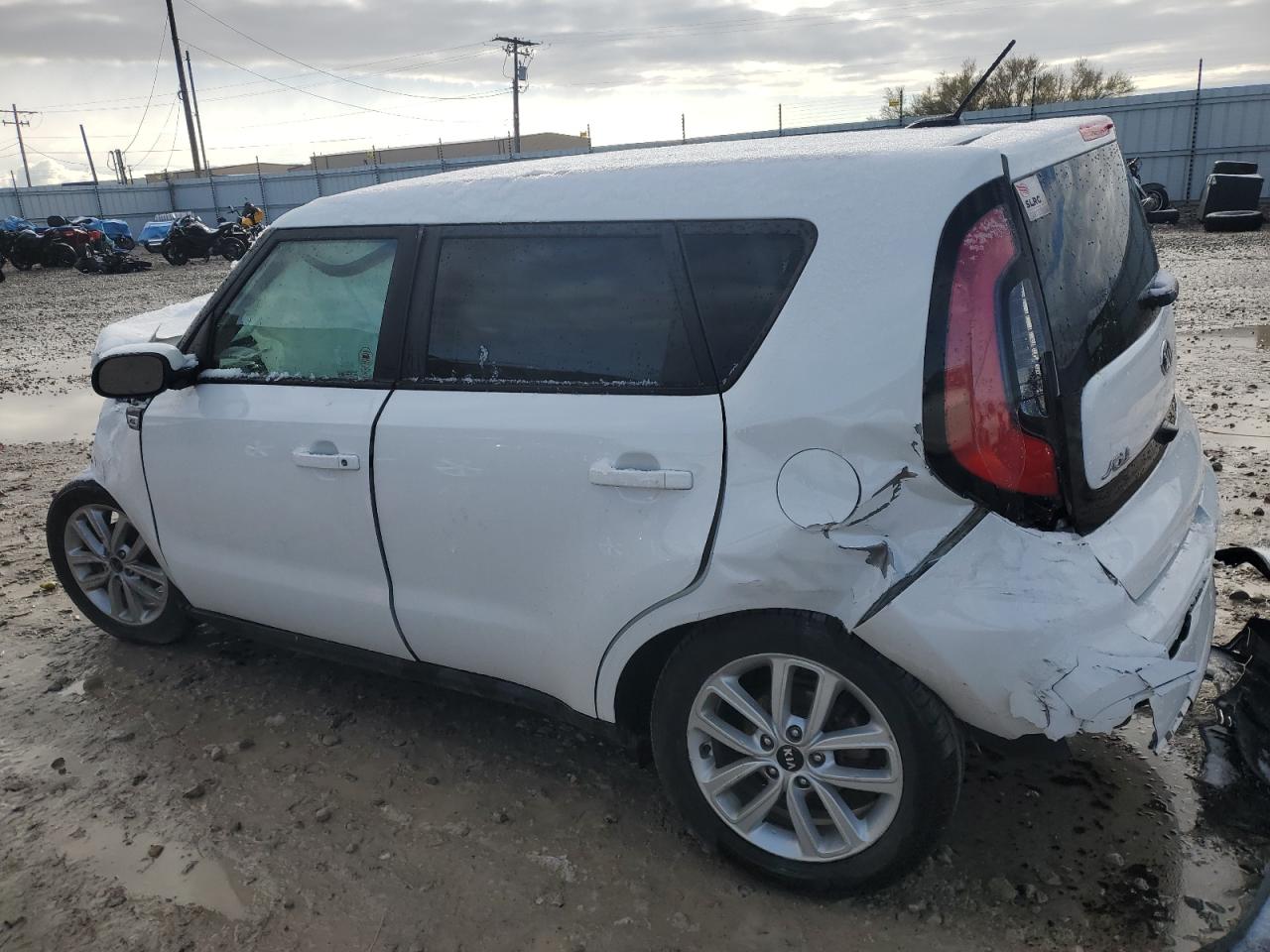 VIN KNDJP3A50H7411297 2017 KIA SOUL no.2