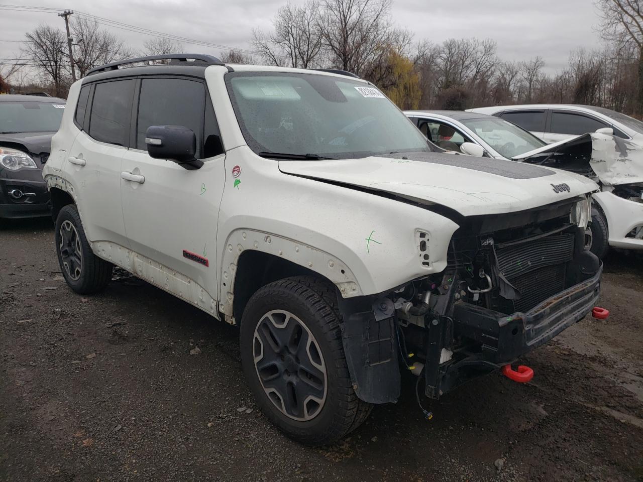 VIN ZACCJBCT8FPB77815 2015 JEEP RENEGADE no.4