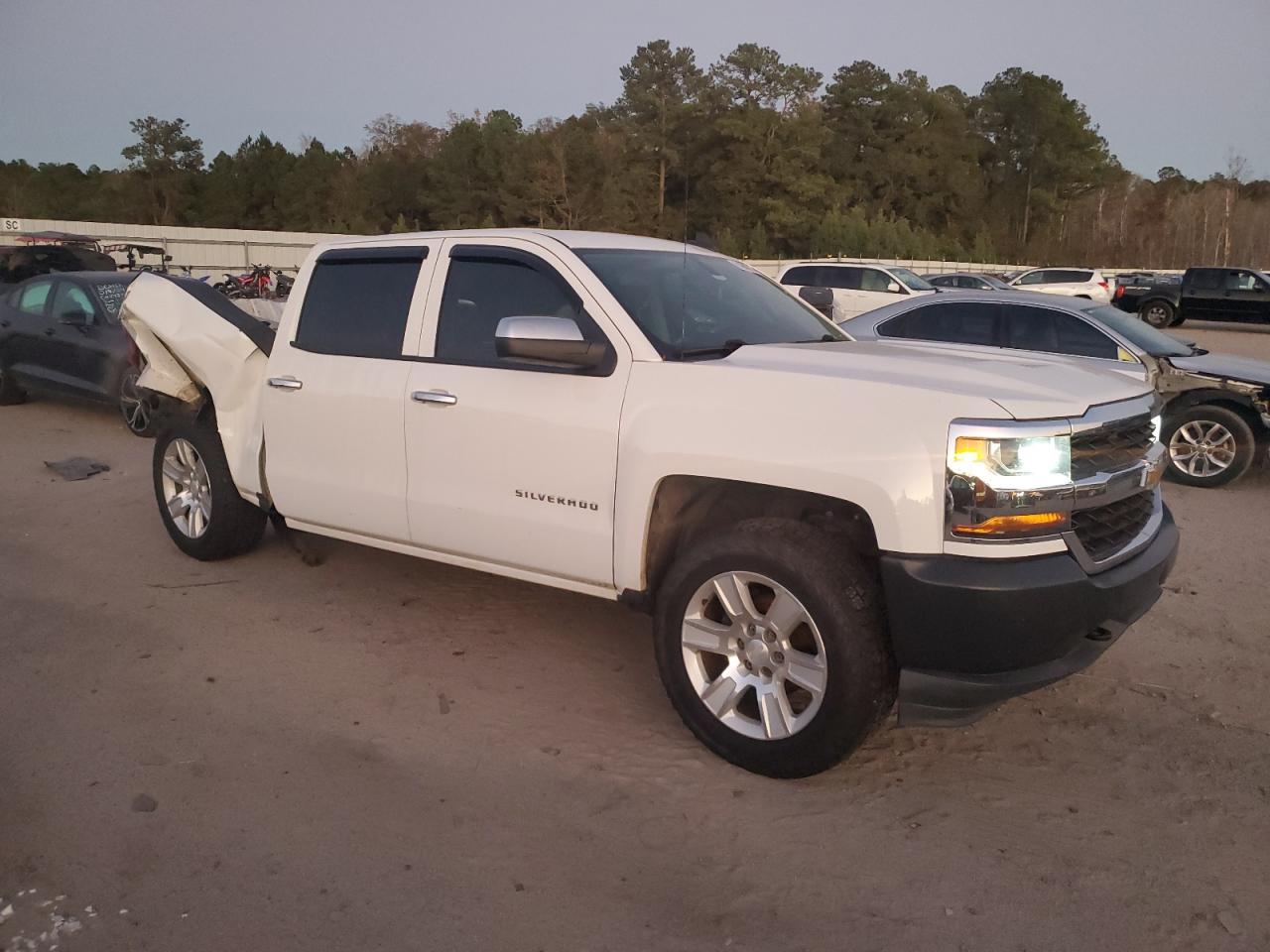 2018 Chevrolet Silverado - Image 4