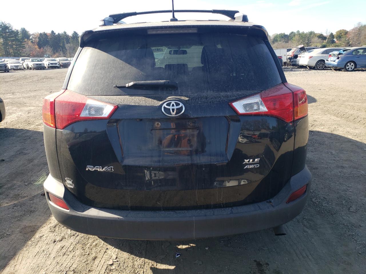 2015 Toyota RAV 4 - Image 6