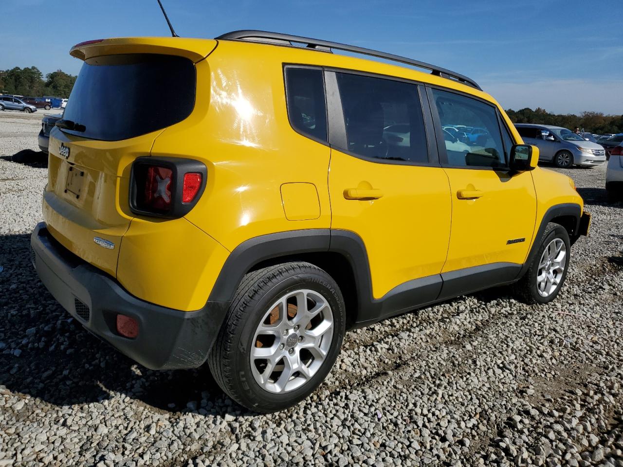 2017 Jeep Renegade - Image 3