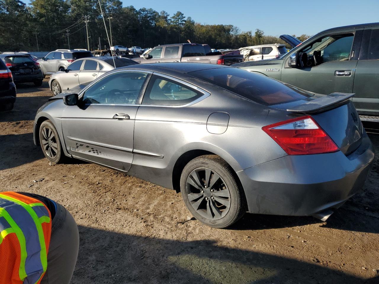 2010 Honda Accord - Image 2