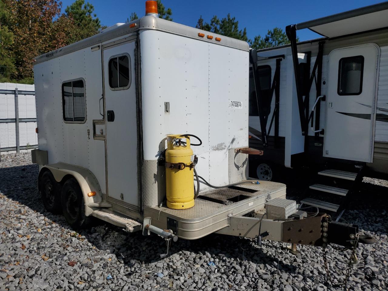 2000 Pels Trailer продається в Memphis, TN - Mechanical