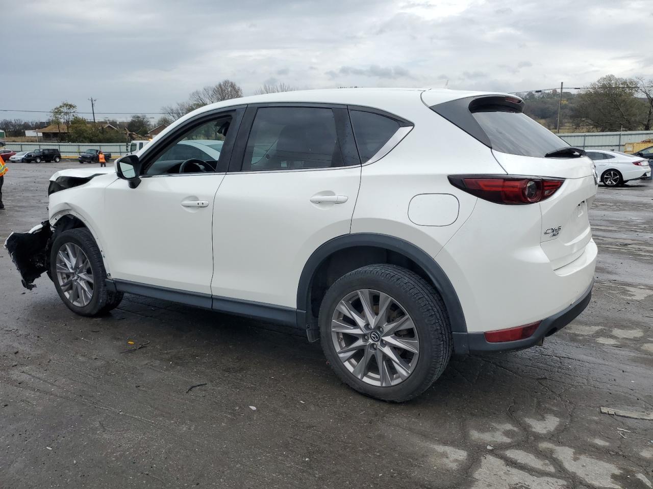 2019 Mazda CX-5 - Image 2