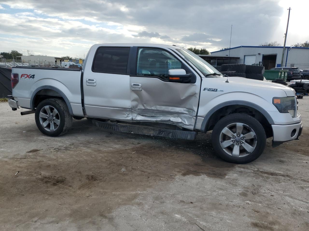 2014 Ford F-150 - Image 4