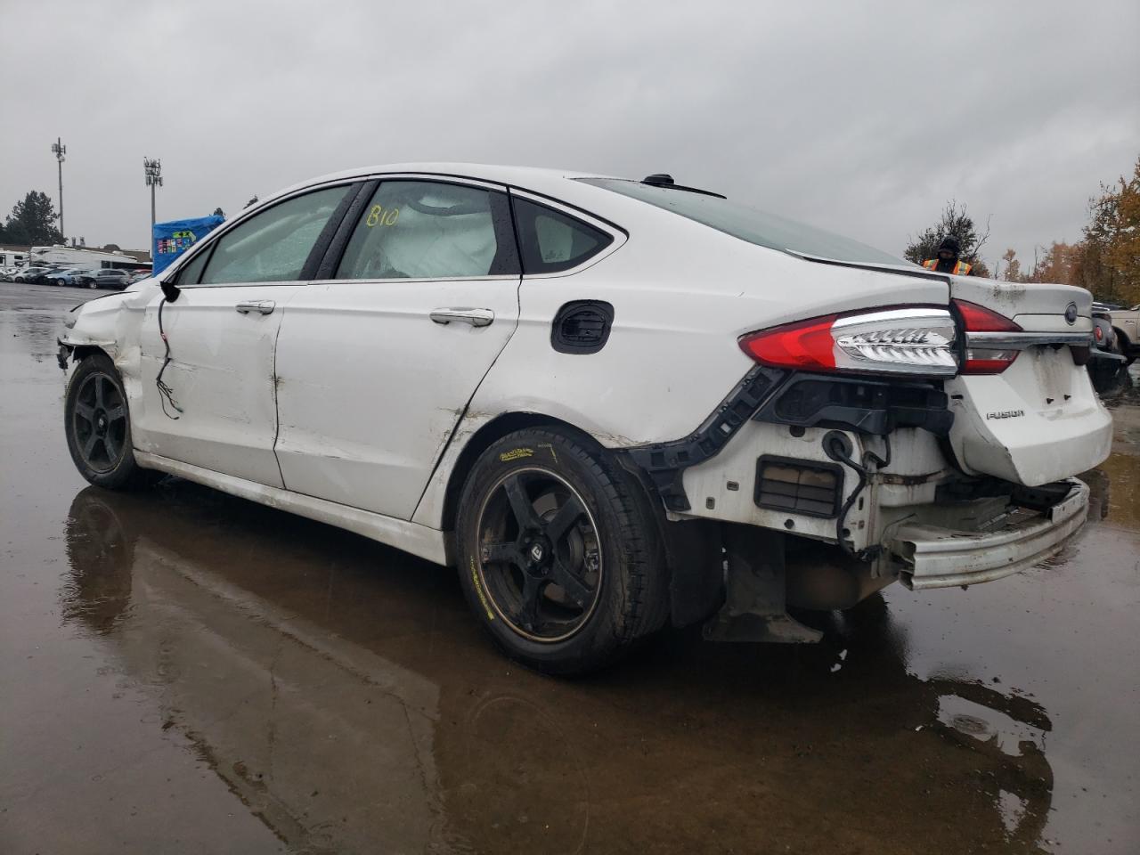 2017 Ford Fusion - Image 2