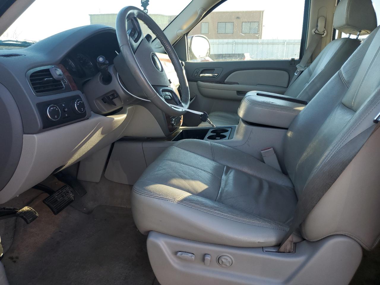2007 Chevrolet Tahoe - Image 7
