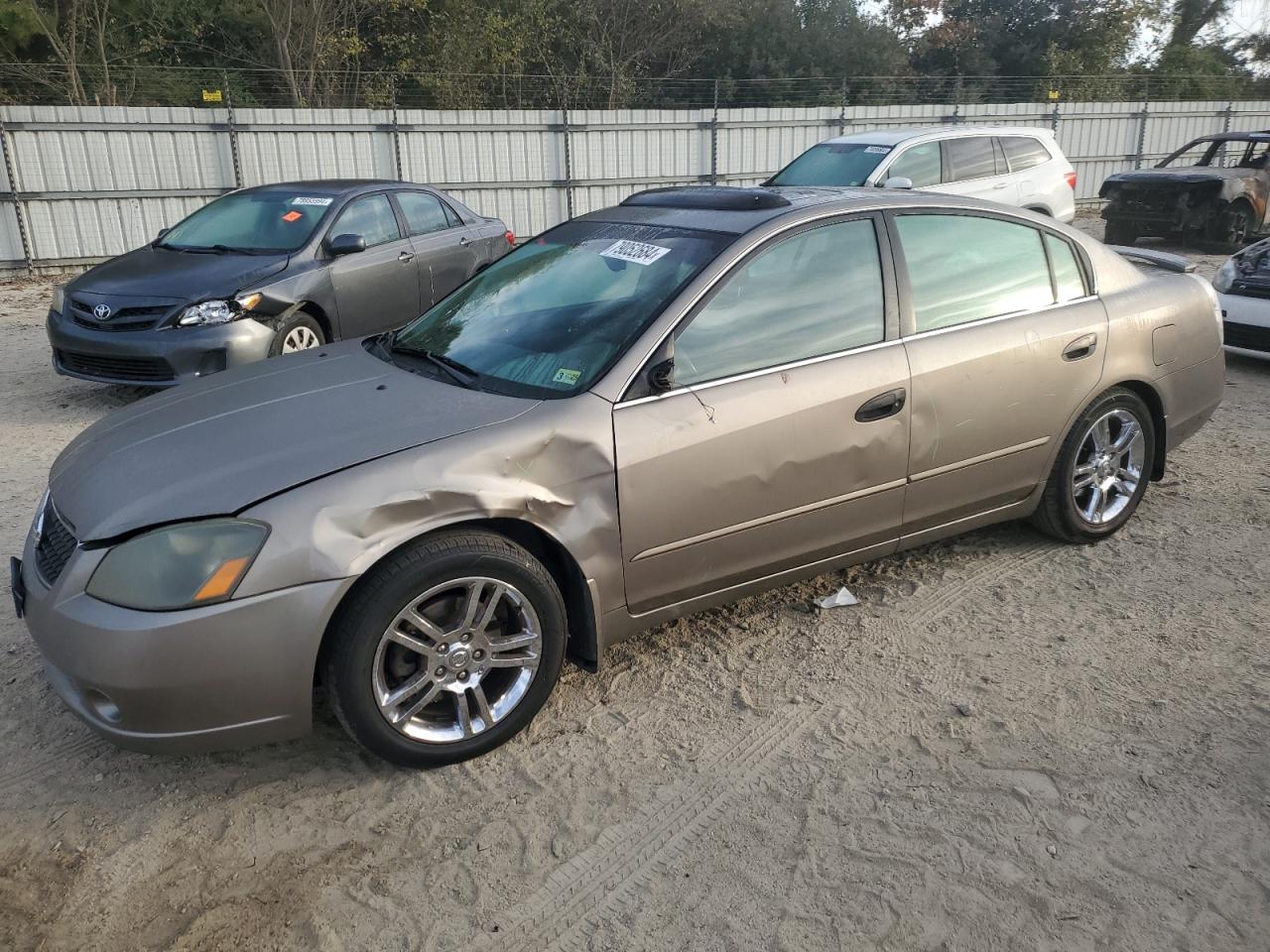 2005 Nissan Altima - Image 1