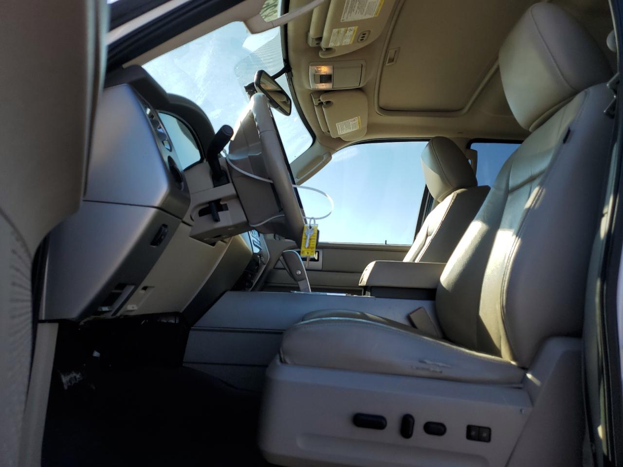 2013 Ford Expedition Limited VIN: 1FMJU2A56DEF66067 Lot: 82613614