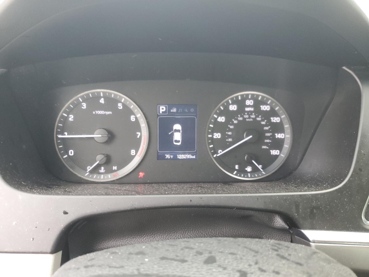 2017 Hyundai Sonata - Image 9
