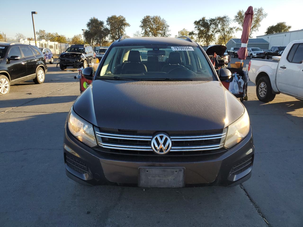 VIN WVGAV7AX0GW586311 2016 VOLKSWAGEN TIGUAN no.5