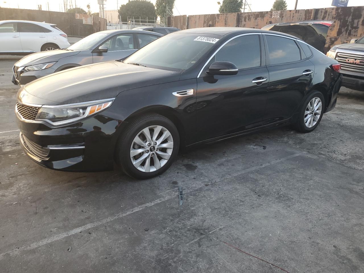 VIN 5XXGT4L39GG083181 2016 KIA OPTIMA no.1