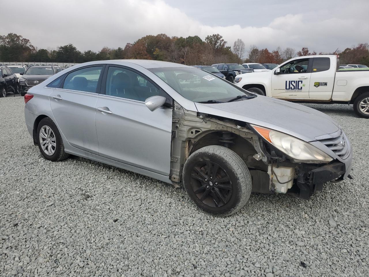 2012 Hyundai Sonata - Image 4