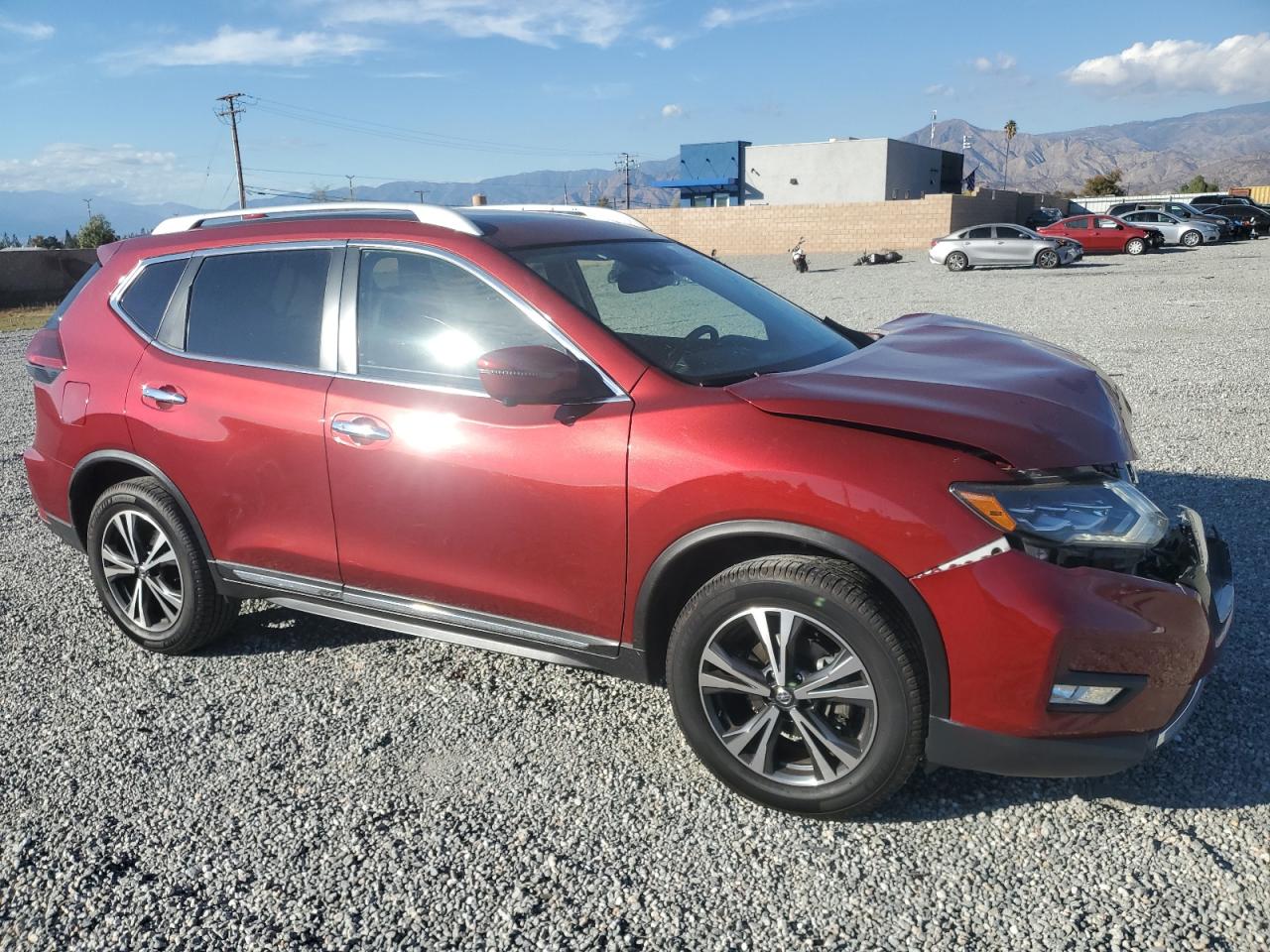 2018 Nissan Rogue - Image 4