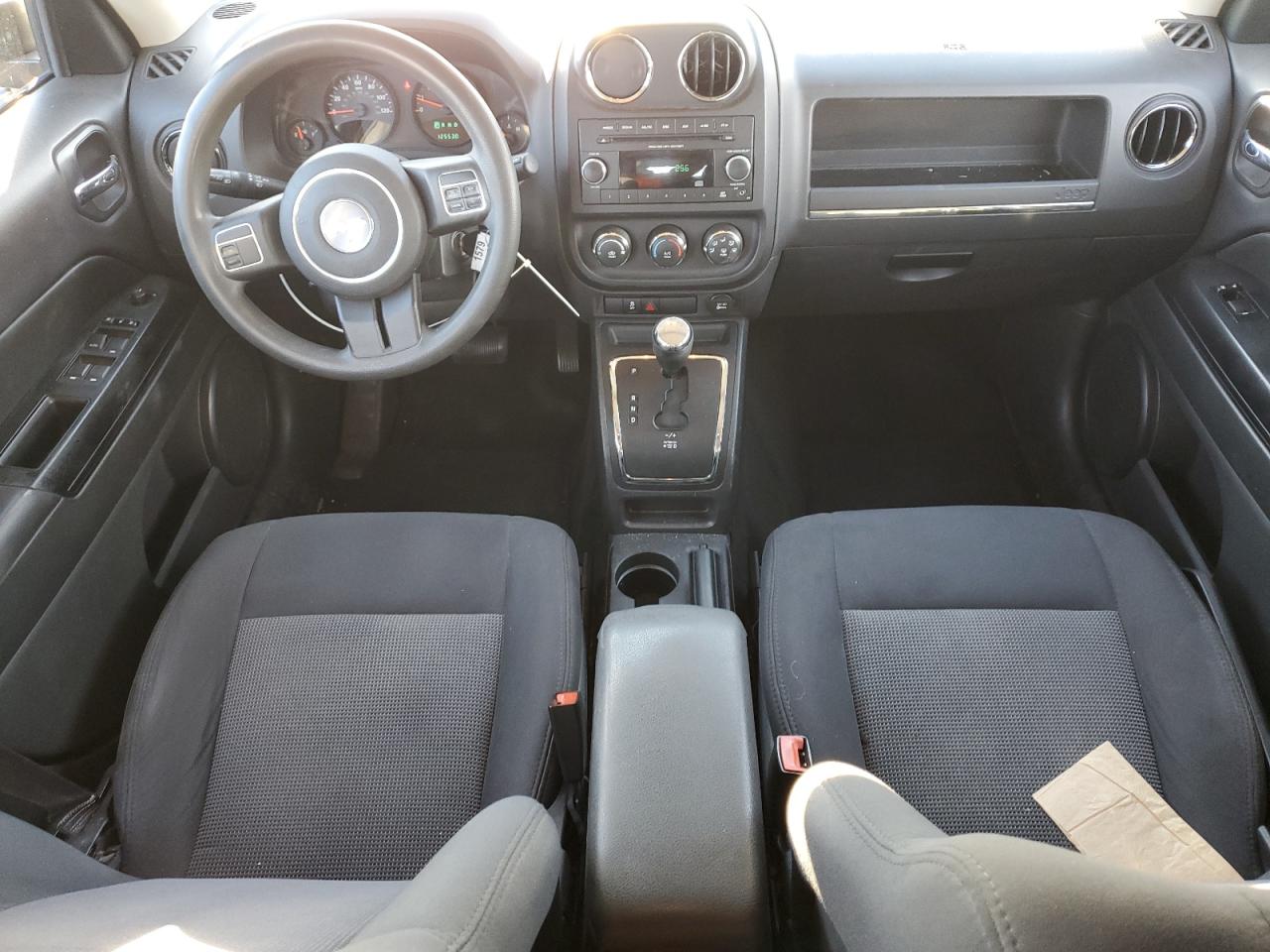 2013 Jeep Liberty (Patriot) - Image 8