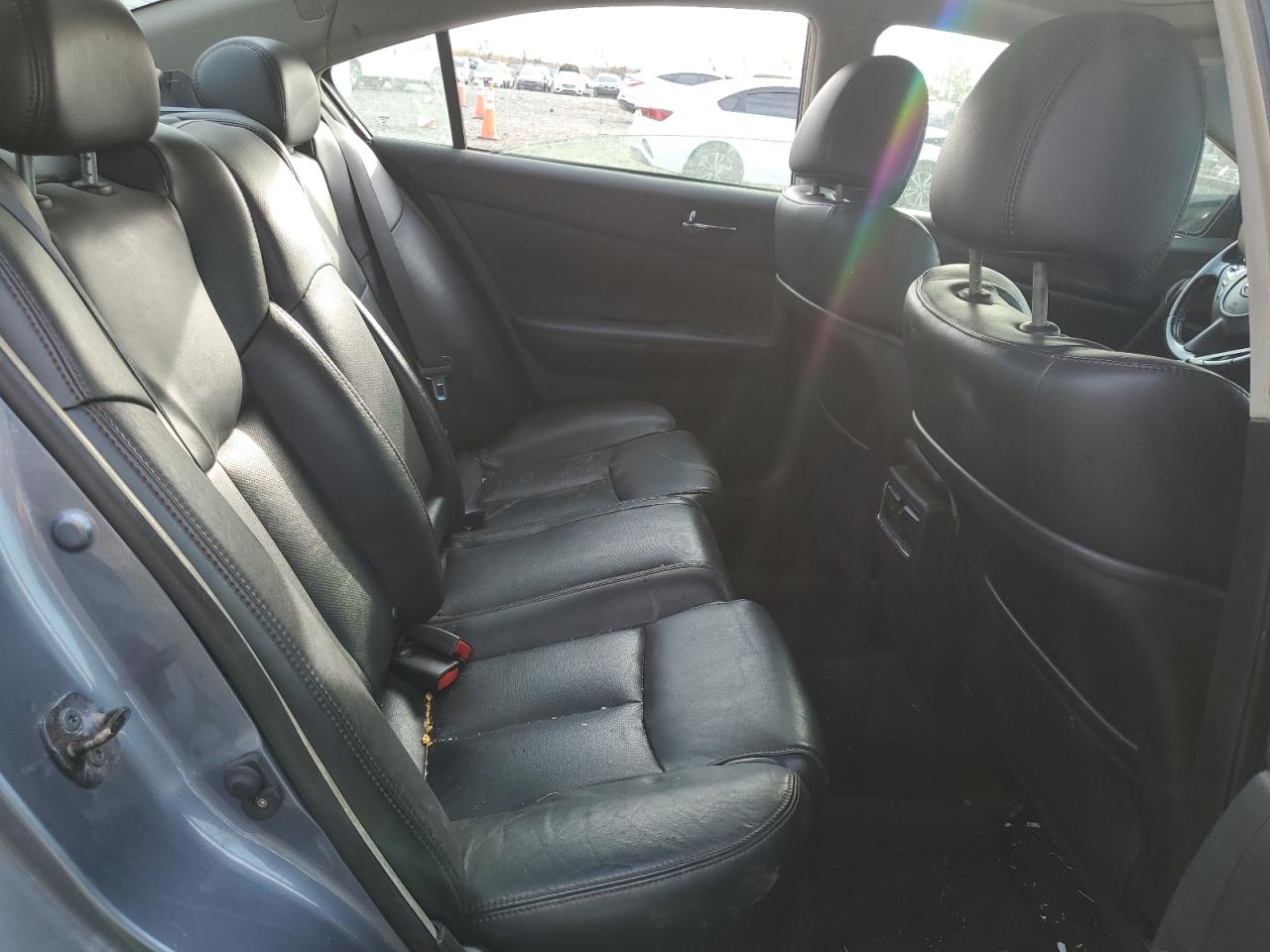 2010 Nissan Maxima - Image 11