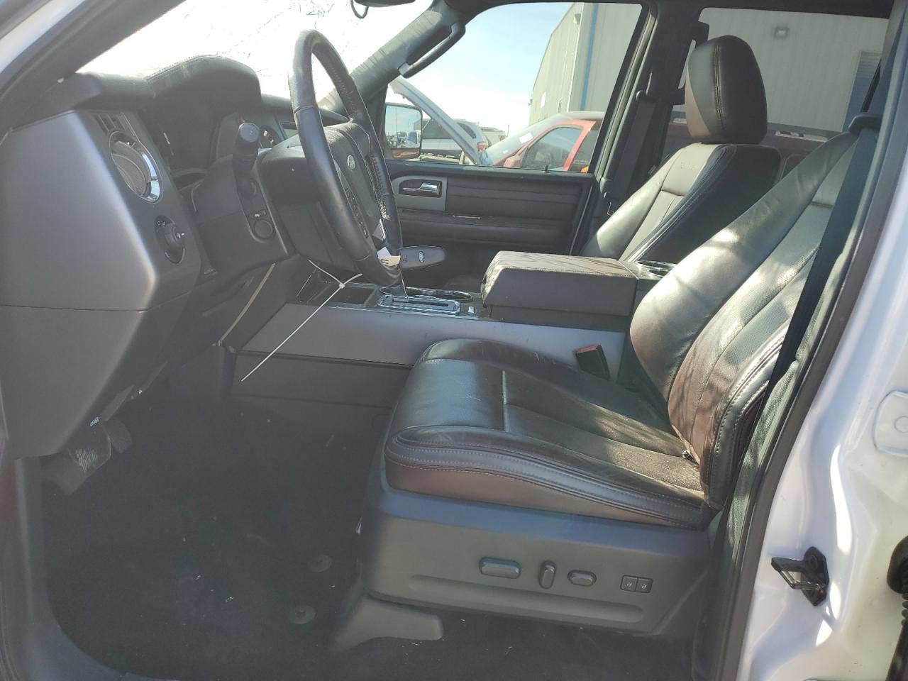 2016 Ford Expedition - Image 7