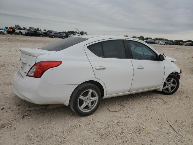 Седани NISSAN VERSA 2014 Білий