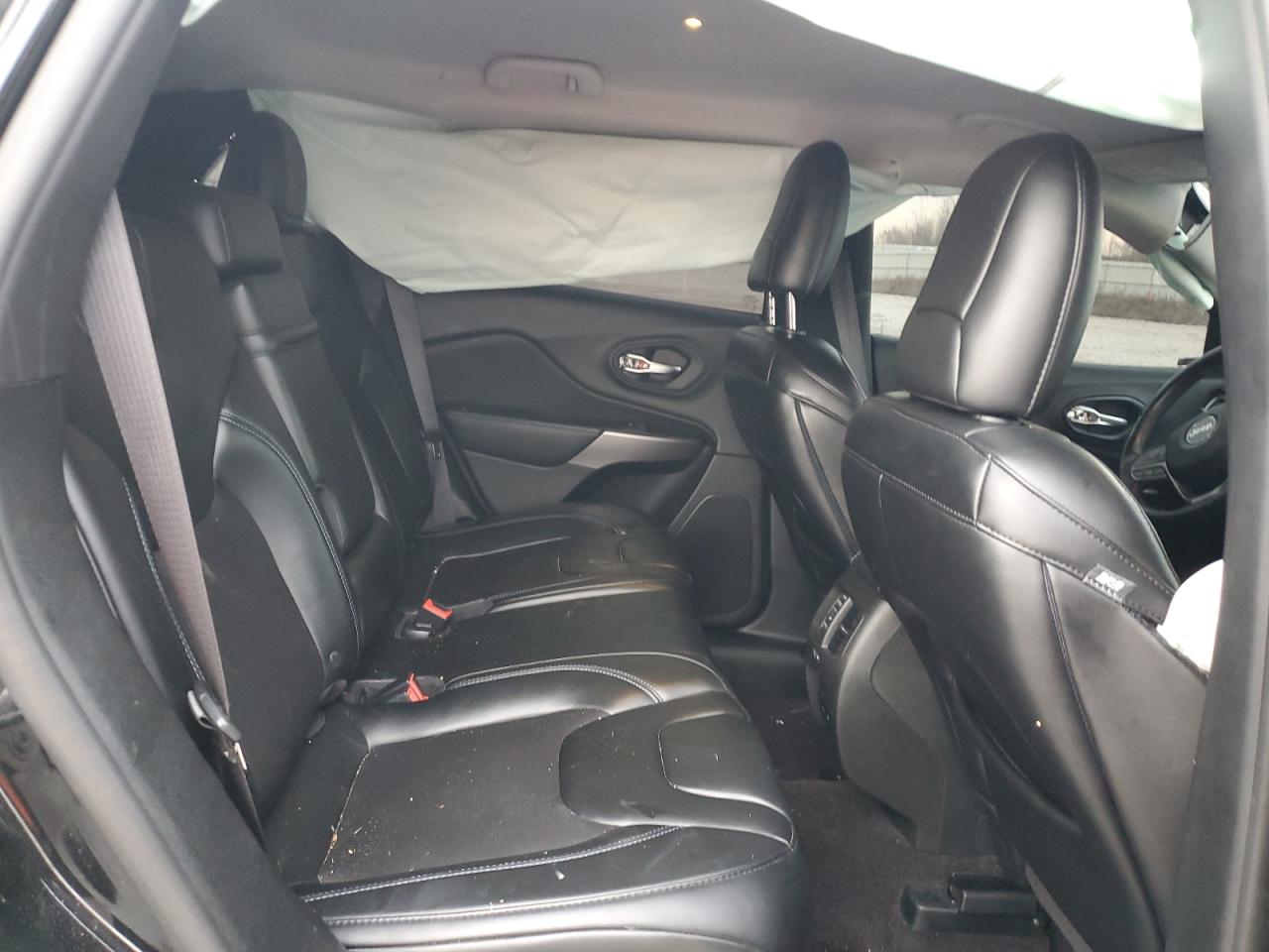 2019 Jeep Grand Cherokee - Image 11