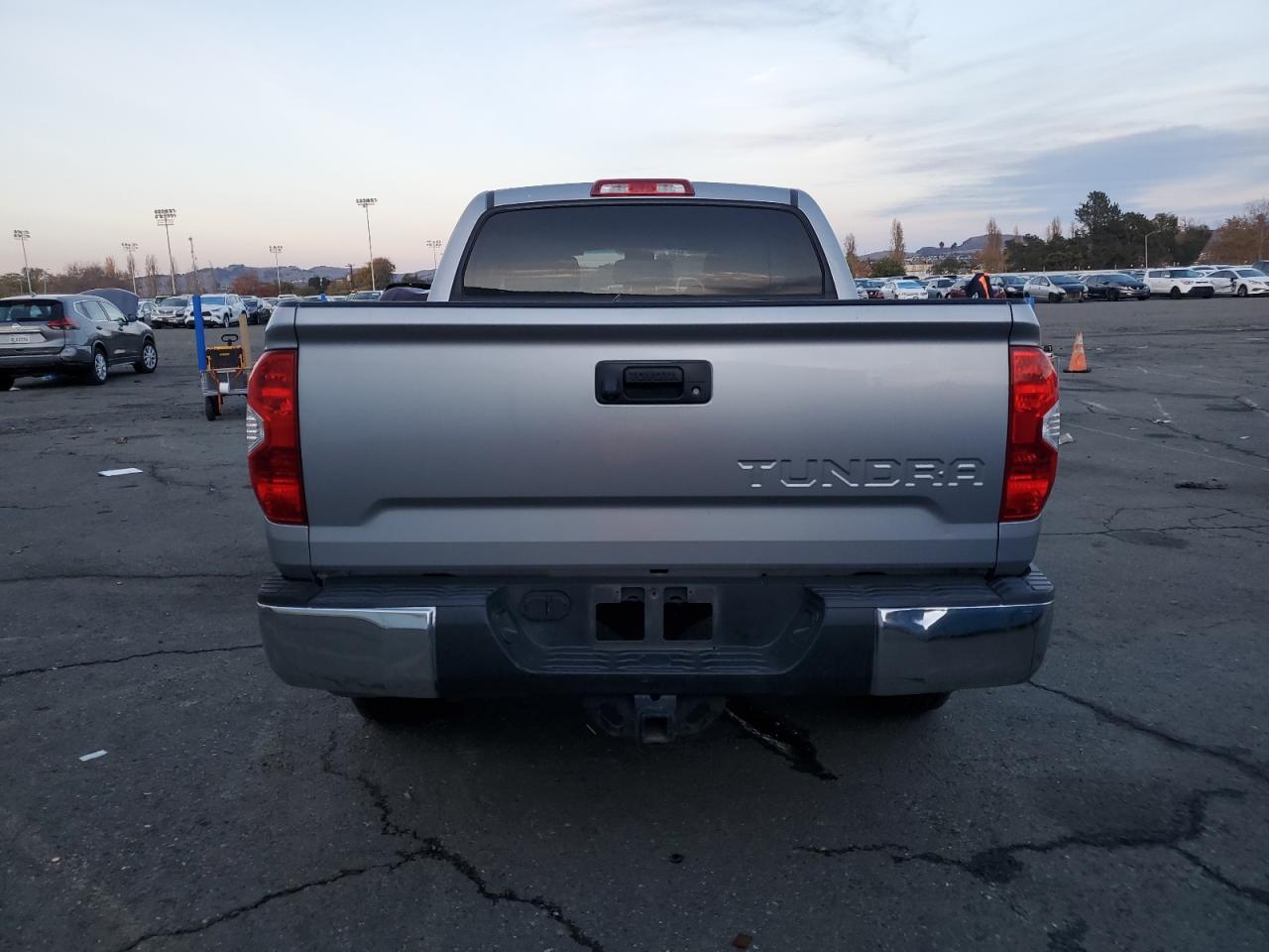 VIN 5TFEY5F14FX180031 2015 TOYOTA TUNDRA no.6