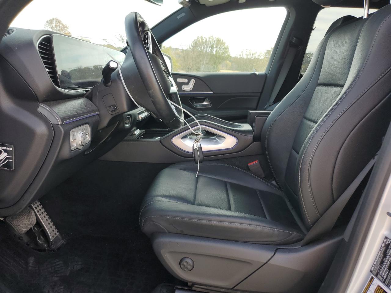2022 Mercedes-Benz GLE - Image 7