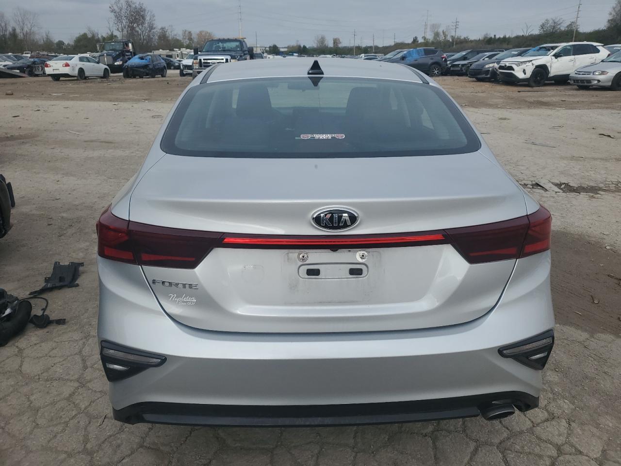 2020 Kia Forte - Image 6