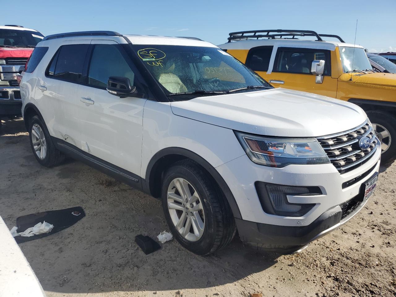 2016 Ford Explorer - Image 4