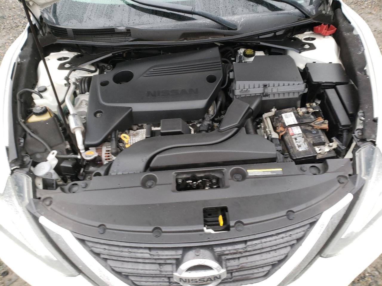 2018 Nissan Altima - Image 11