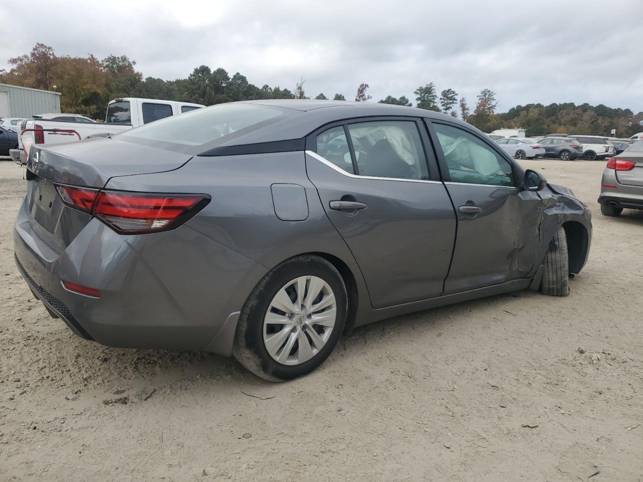 VIN 3N1AB8BV6LY275584 2020 NISSAN SENTRA no.3