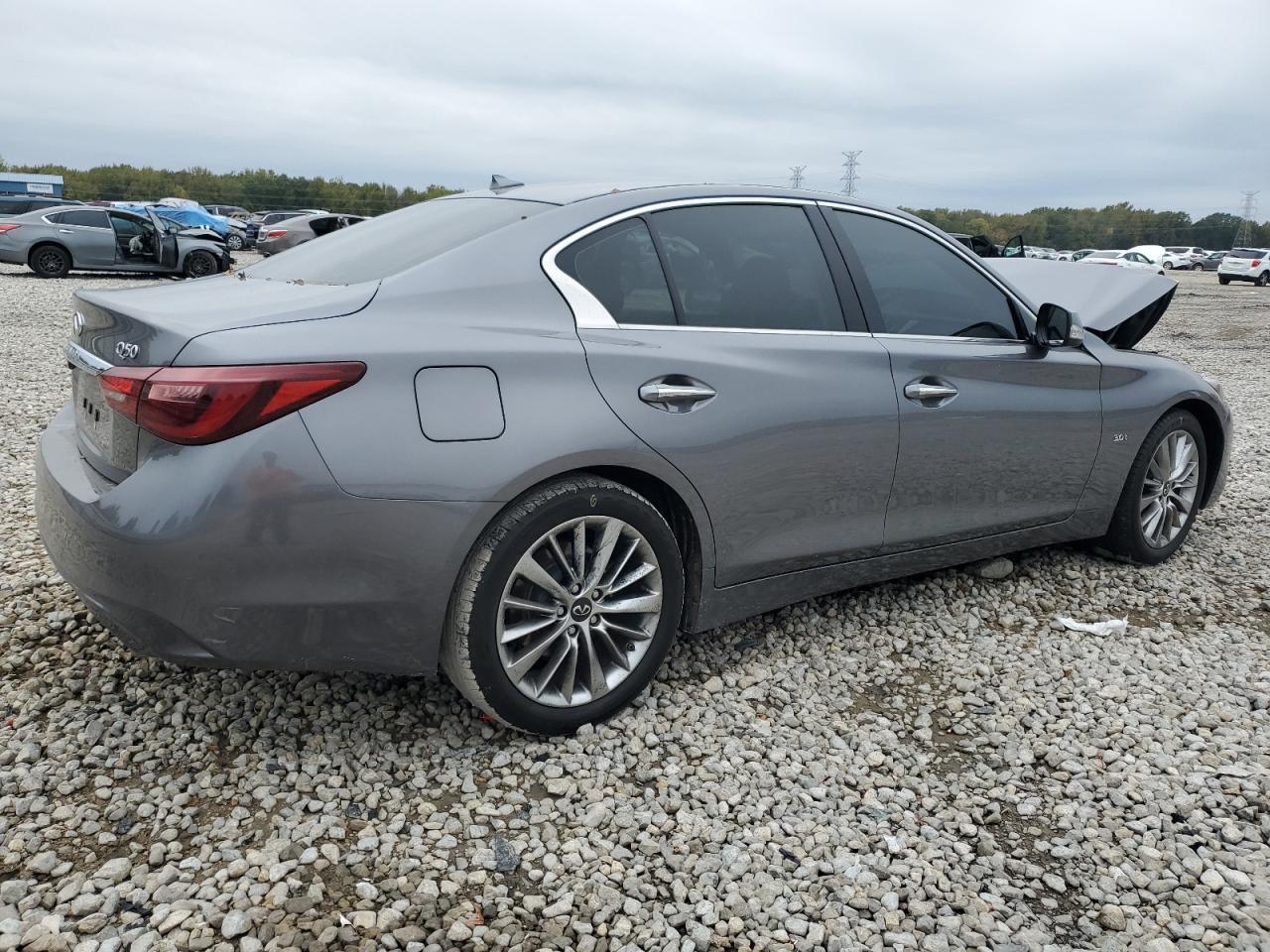 VIN JN1EV7AP5LM205695 2020 INFINITI Q50 no.3