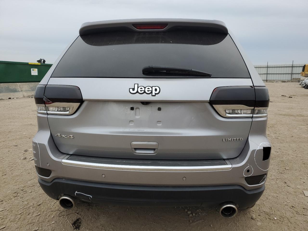 2017 Jeep Grand Cherokee - Image 6