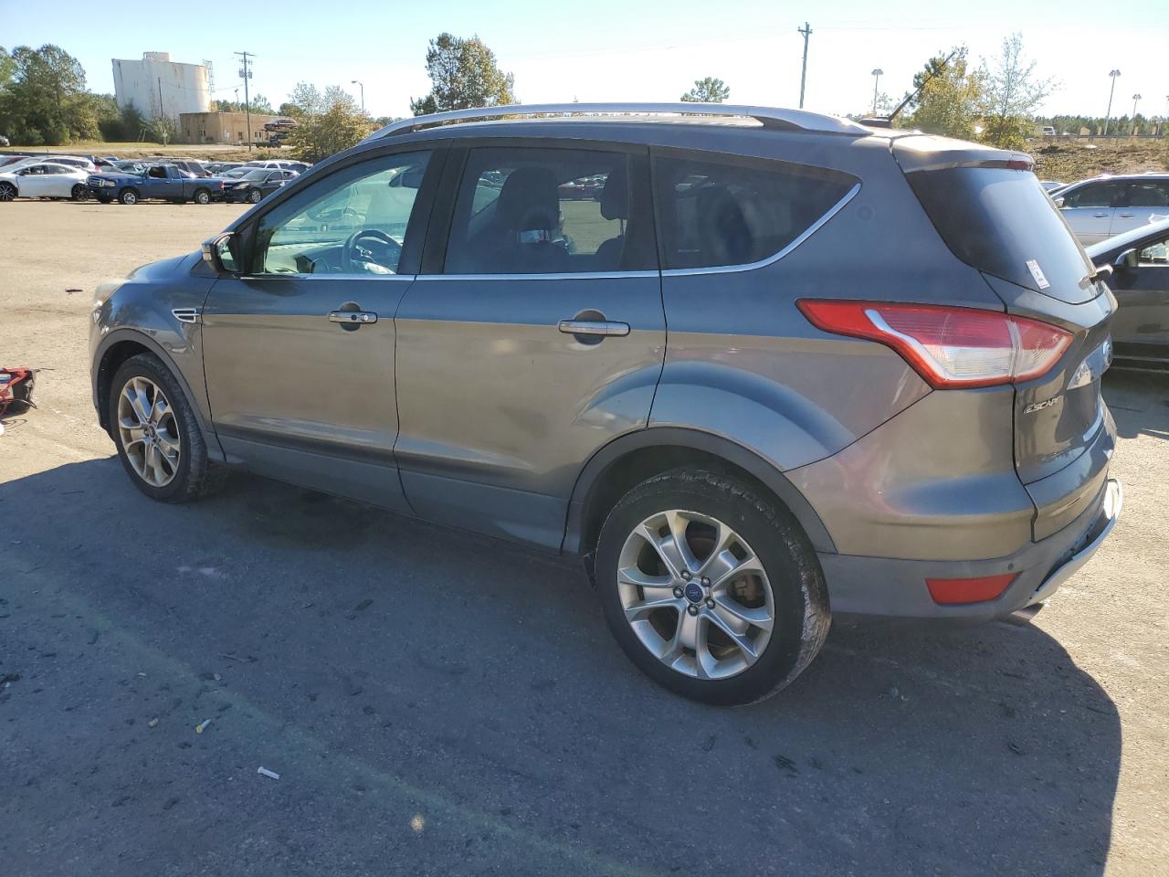 2014 Ford Escape - Image 2