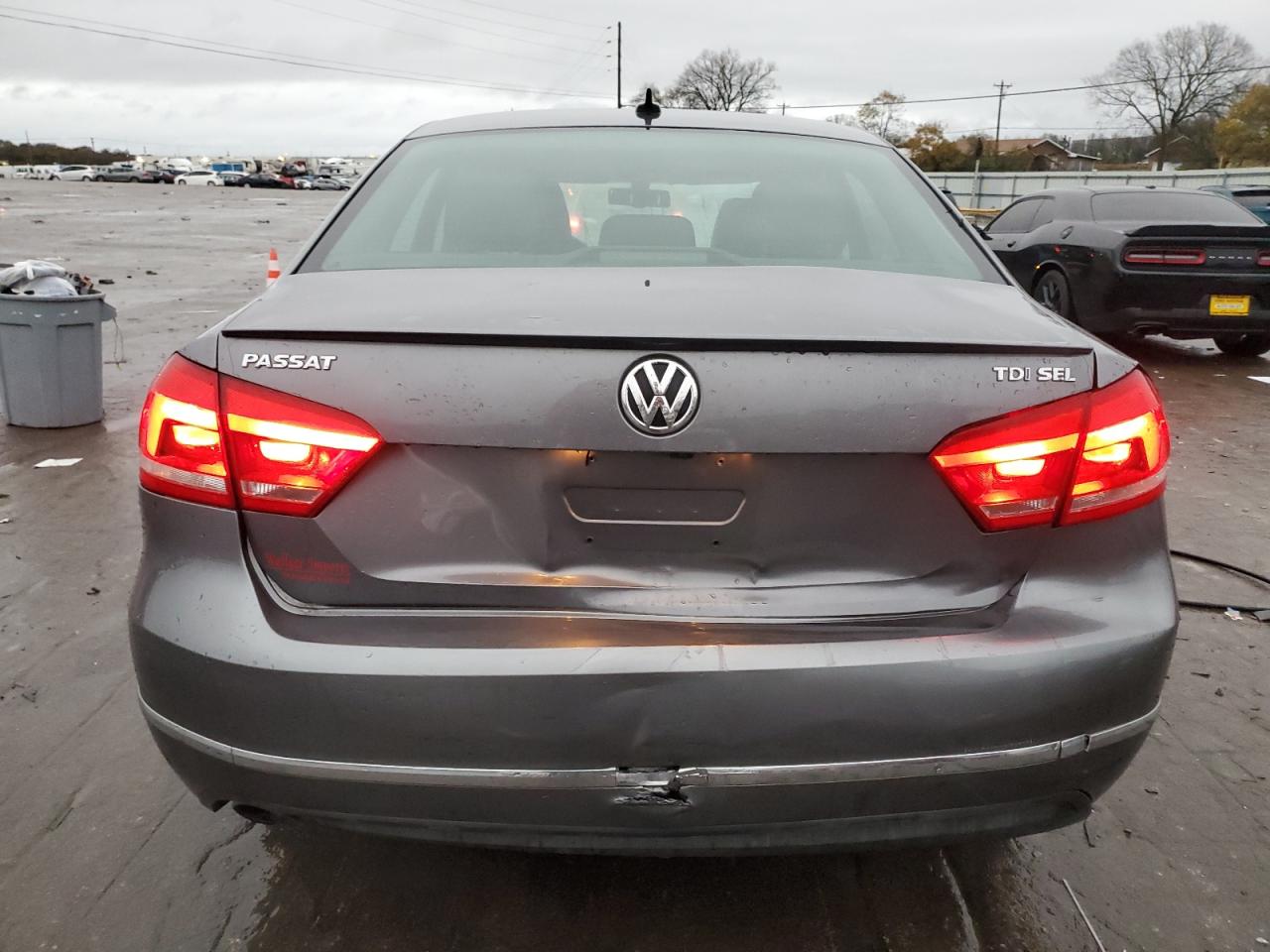 2013 Volkswagen Passat Sel VIN: 1VWCN7A32DC027427 Lot: 81296064