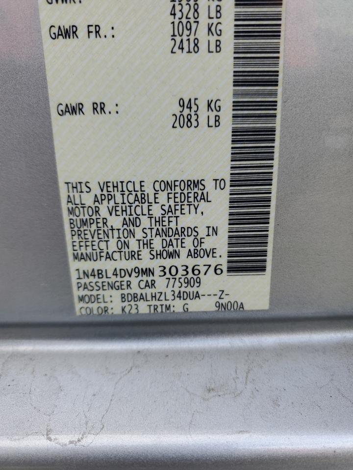 2021 Nissan Altima - Image 12