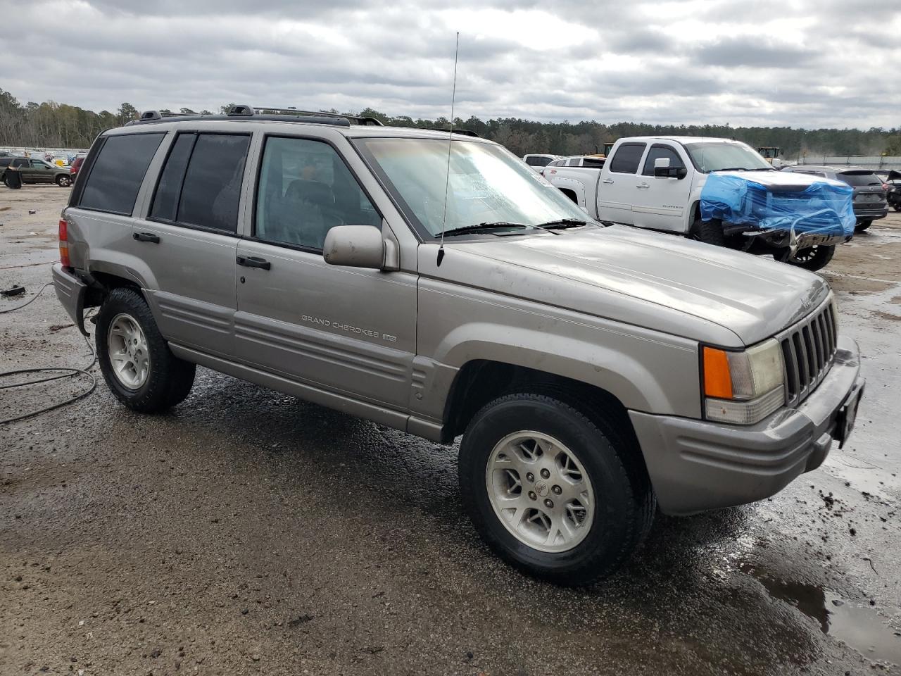 1997 Jeep Grand Cherokee - Image 4