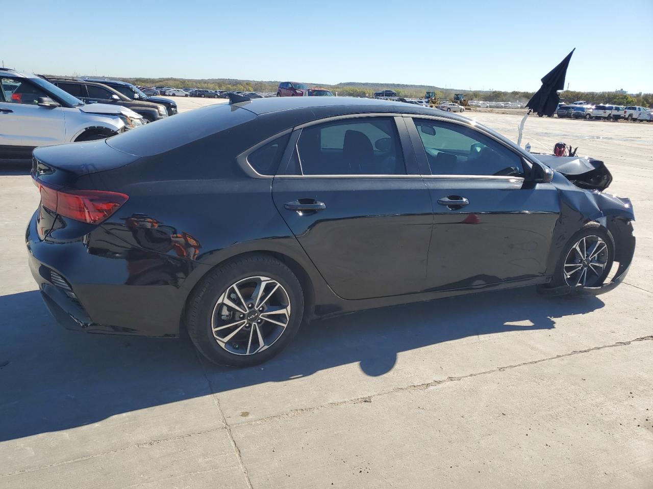 2024 Kia Forte - Image 3