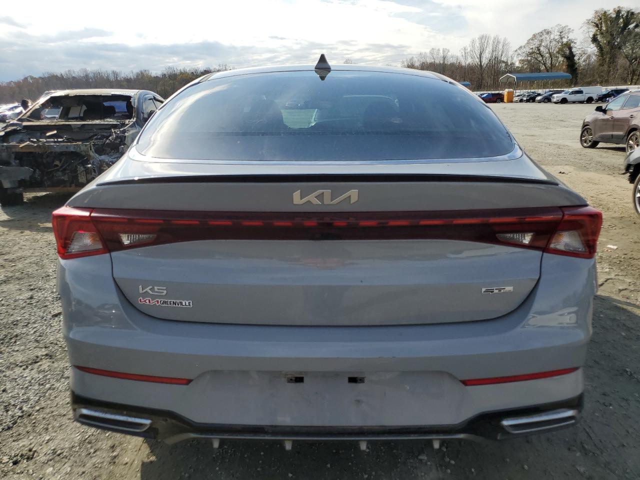 2023 Kia K5 - Image 6
