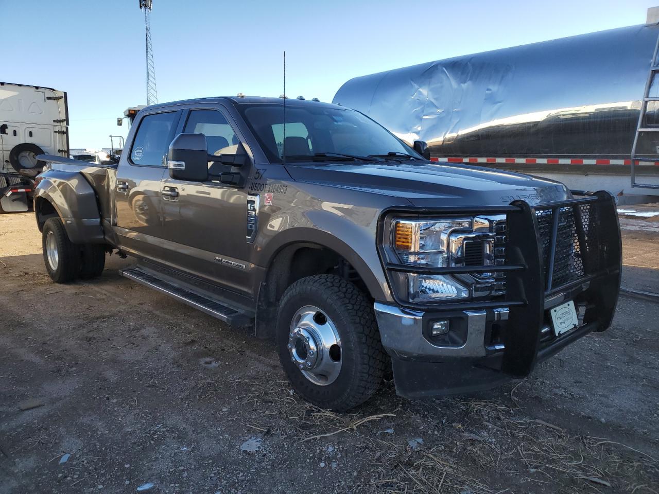 2022 FORD F350